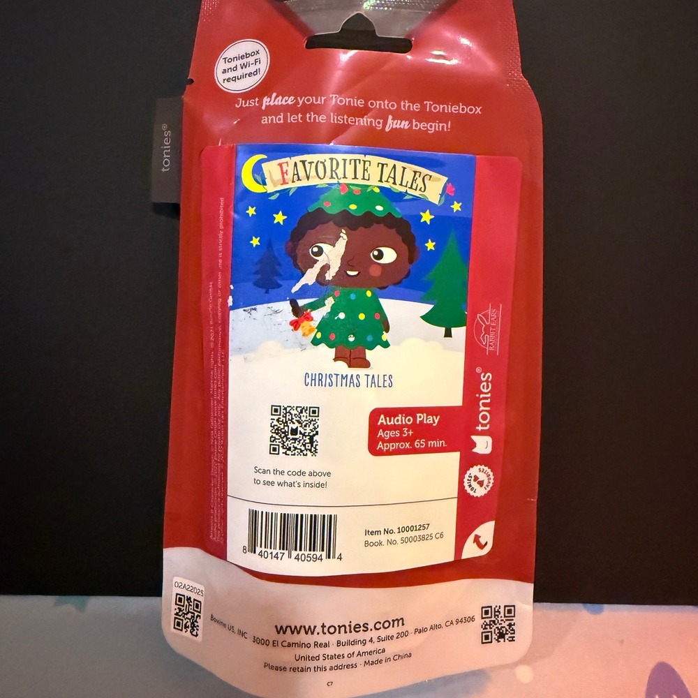 Tonies Christmas Tales Favorite Tales Kids Red NEW Audio Play Character Figure